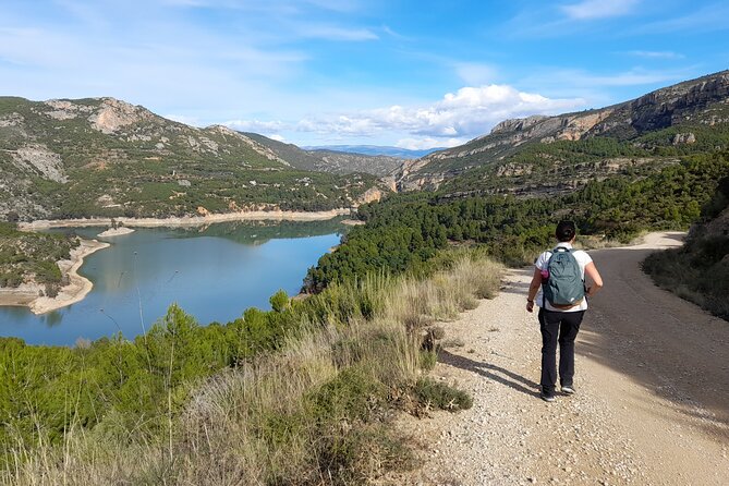 Stunning Hike Around Buseo Reservoir - Overview