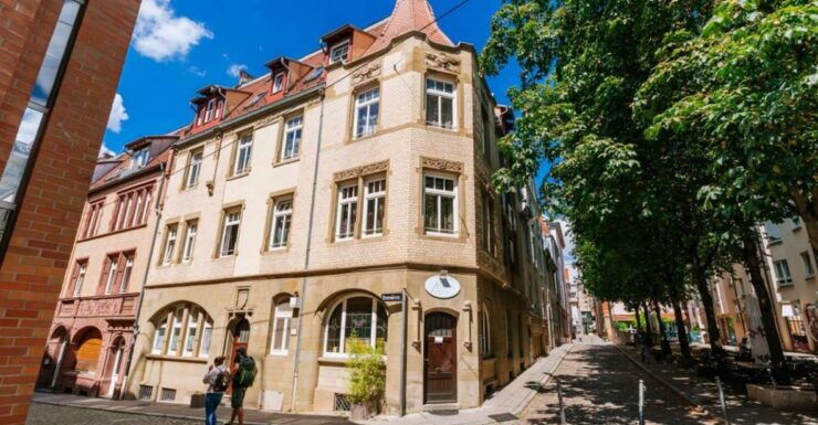 Stuttgart: Bean District Walking Tour With Swabian Food - Experience Highlights