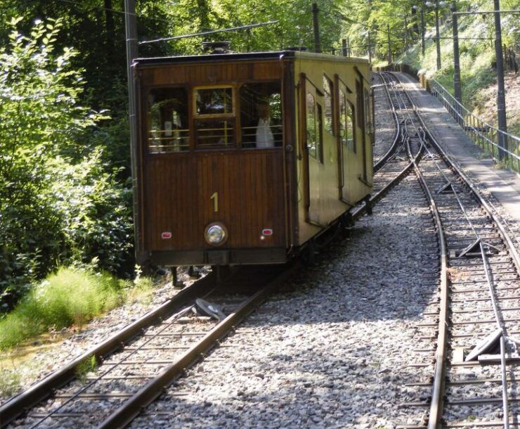 Stuttgart: Cable Car and Zacke Experience - Tour Details