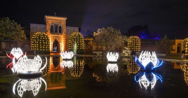 Stuttgart: Christmas Garden at the Wilhelma Zoo - Ticket and Experience Details