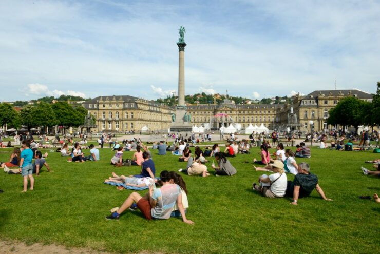 Stuttgart: Entertaining Guided Tour to Old Town Highlights - Experience Highlights
