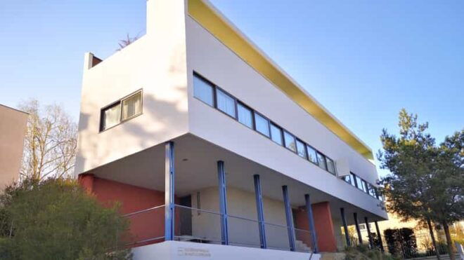 Stuttgart: Modern Architecture & Nature Self-guided Walk - Weissenhofsiedlung and Architectural Significance