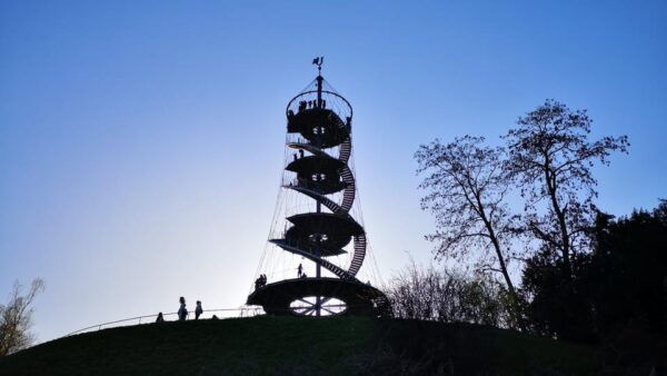 Stuttgart: Modern Architecture & Nature Self-guided Walk - Frequently Asked Questions