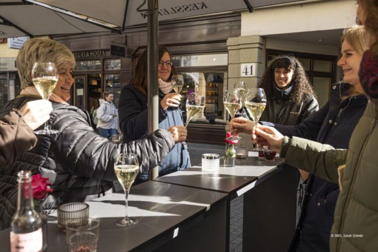 Stuttgart: Swabian Cuisine Guided Walking Tour with Tastings - The Guide & Atmosphere
