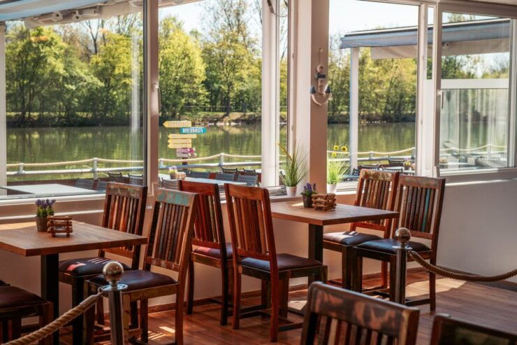 Stuttgart: Winter Sunday Brunch Buffet With Drinks - Location Details
