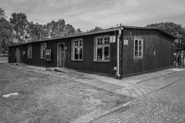 Stutthof Concentration Camp Half-Day Private Tour - Pay Respects at the Victims Monument