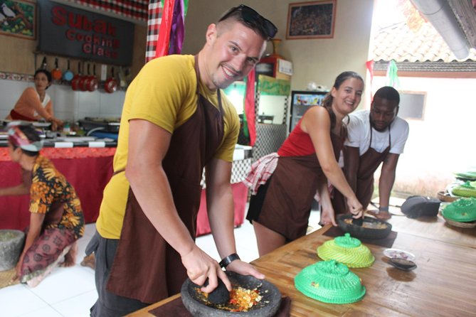 Subak Cooking Class (Balinese Cooking School) 9 Dish Cooking and Market Tour - Class Details