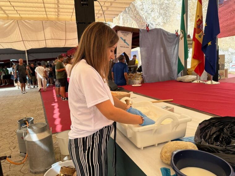 Subbética: Artisanal Cheese Making Workshop in Los Balanchares - Hands-On Cheese Making