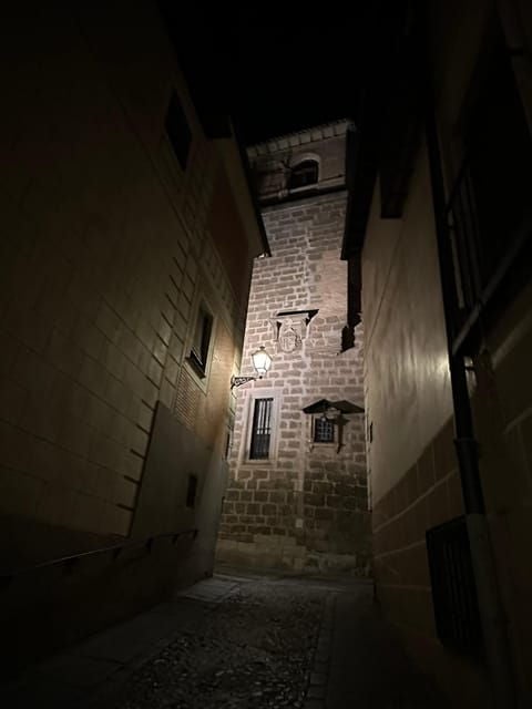 Subway Toledo: Night Tour 4 Subways Including Thermae - Booking and Cancellation Policy
