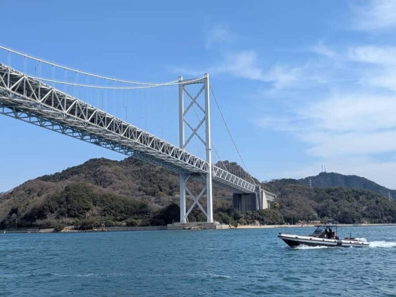 Suigun Rib Tours - The Experience: From the Boat to the Costume