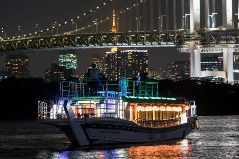 Sumida River: Japanese Traditional Yakatabune Dinner Cruise - Boarding and the Atmosphere