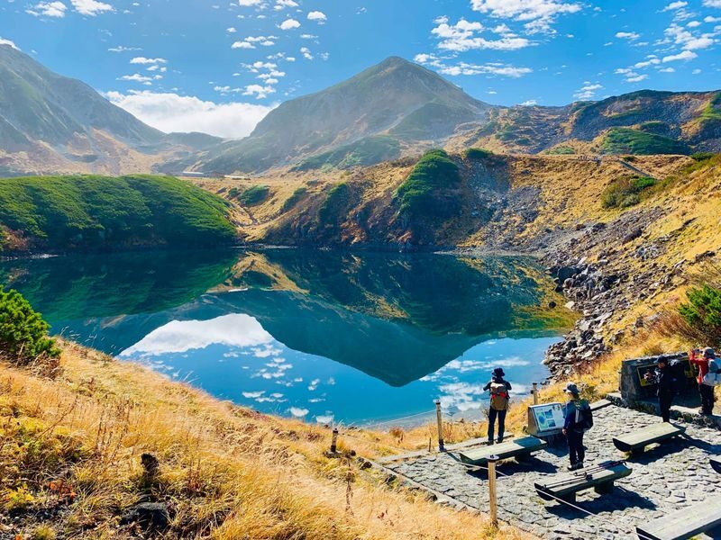 (Summer/Fall only) Tateyama-Kurobe: Walking on the "Roof of Japan" - The schedule and the value
