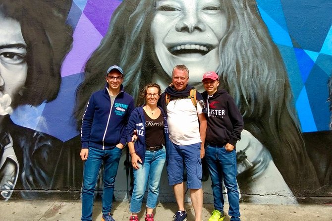 Summer of Love" Tour in Haight-Ashbury in French - Additional Information