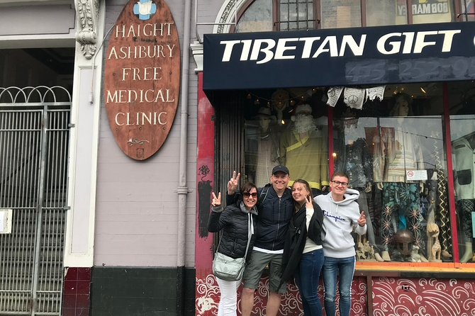 Summer of Love" Tour in Haight-Ashbury in French - Historical Significance