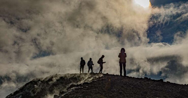 Summit Craters 3,000m Guided Excursion - Itinerary Highlights