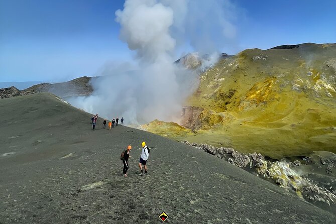 Summit Etna North 3300mt: 4x4 and Trekking - Common Questions