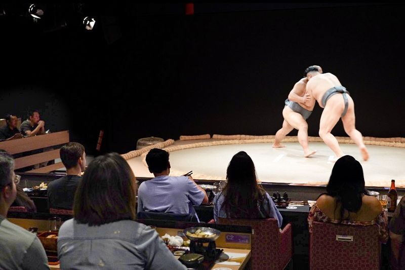 Sumo Show with Traditional Meal Course at HIRAKUZA GINZA TOKYO - Choosing between standard and premium seats
