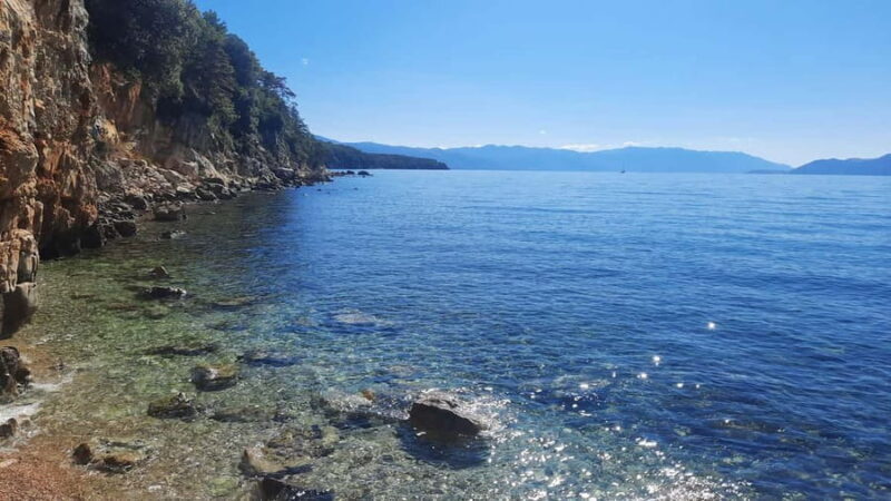 SUN BREAK KAYAK TOUR - SELCE - Paddling Along the Coastline