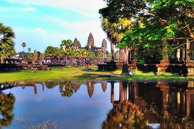 Sun Rise at Angkor Wat Small Group Day Tour From Siem Reap - Traveler Reviews