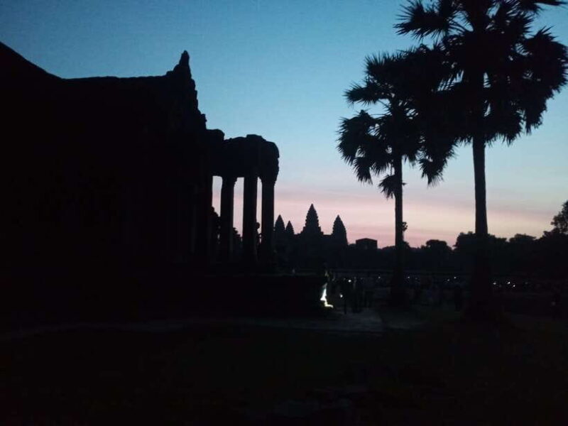 Sun Rise Small Group Day Tour in Temples of Angkor - Detailed Breakdown of Key Temples