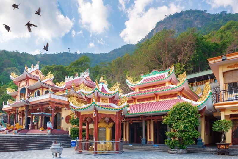 Sun World Ba Den Mountain Cable Car Ticket in Tay Ninh - Cable cars link two very different stops