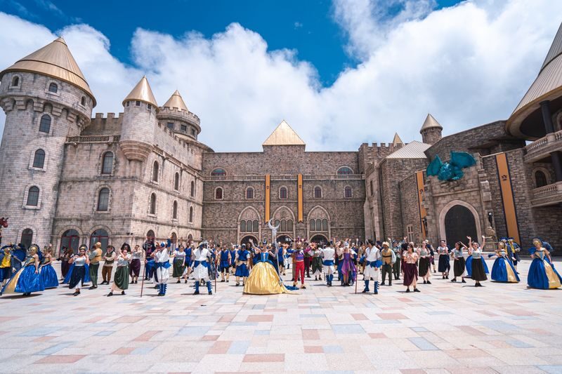 Sun World Ba Na Hills Tickets - Golden Bridge: dramatic, weather permitting