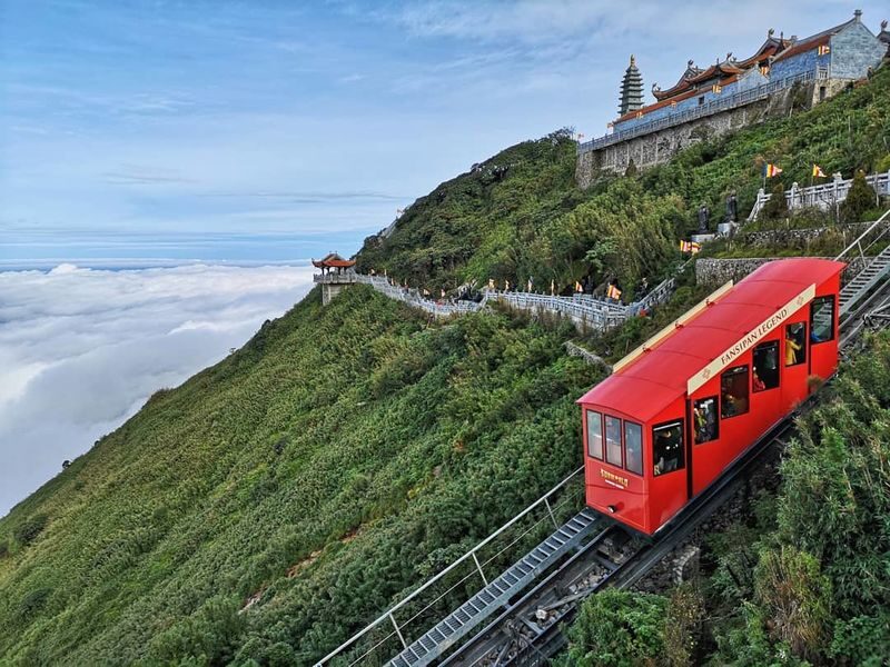 Sun World Fansipan Legend Ticket - The 15-minute cable car ride