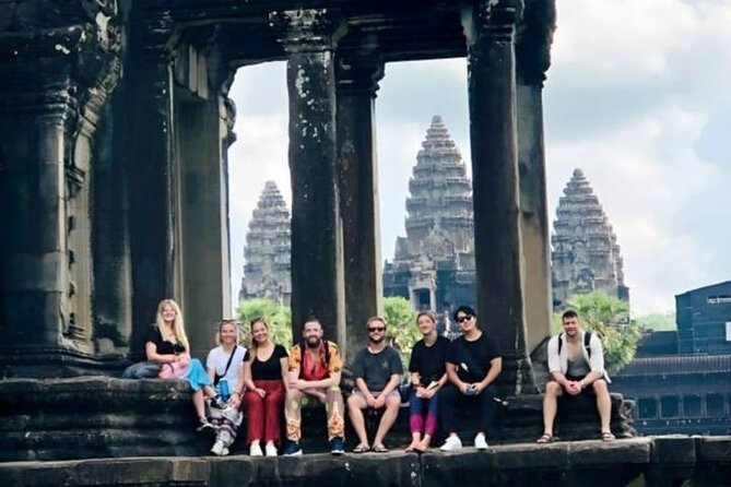 Sunrise Angkor Wat Half Day Join-In Tour (By Luxury Minivan) - Tour Highlights