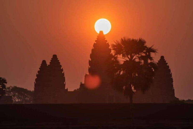 Sunrise at Angkor Wat Temple: 3-Hour Private Tour - A Closer Look at the Itinerary  