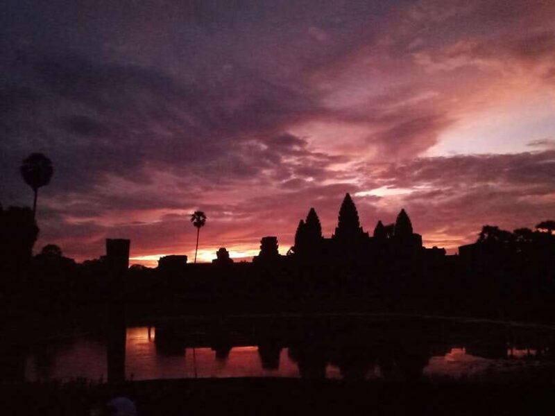 Sunrise at Angkor Wat with a sharing group - The Experience: What to Expect from Start to Finish