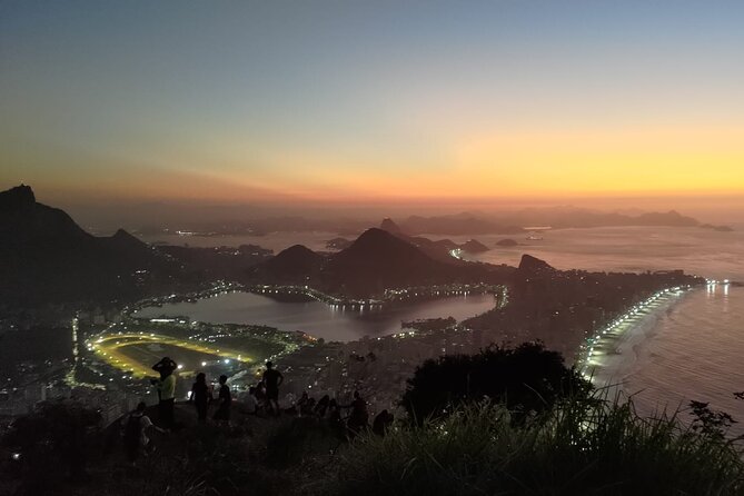Sunrise at Morro 2 Irmãos - Vidigal - Rio De Janeiro - Start Time and End Point