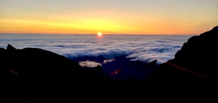Sunrise at Pico Do Arieiro - Tour Highlights