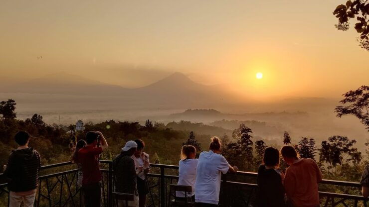Sunrise at Puncak Saka, Prambanan, Sewu, Plaosan Temple - Booking Details and Inclusions