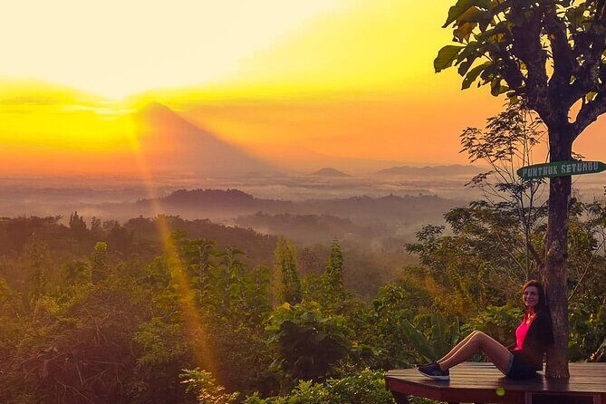Sunrise at Punthuk Setumbu, Borobudur and Prambanan Temples - FAQ  