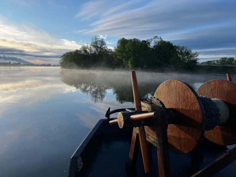Sunrise cruise on the Loire River in Saumur - Comparing Similar Experiences