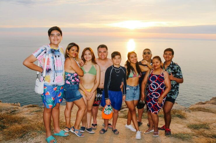 Sunrise From El Faro Huatulco With Photo Session Included - Good To Know