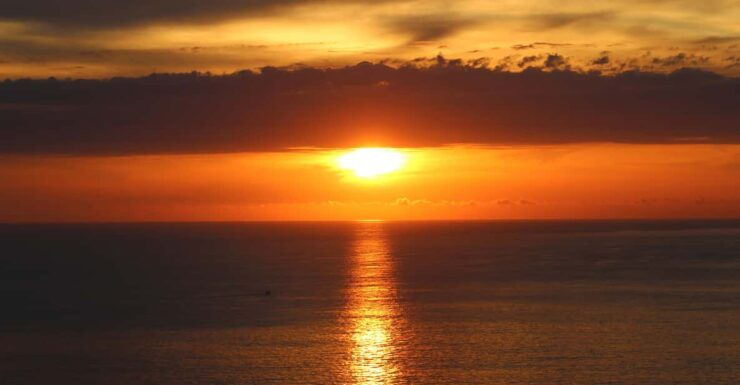 Sunrise From El Faro Huatulco With Photo Session Included - Itinerary Details