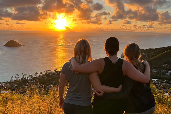 Sunrise Hike & Hawaiian Cultural Experience With Private Guide - Overview of Sunrise Hike Experience