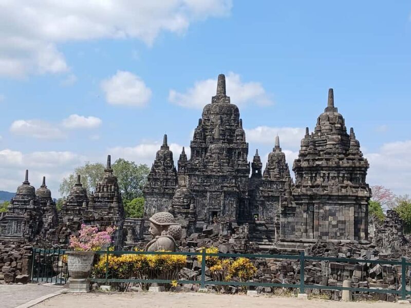Sunrise Hill, Borobudur, Prambanan - Practical Details and Traveler Tips