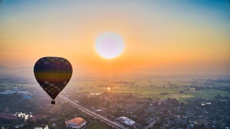 Sunrise Hot Air Balloon Flight with Champagne and Spa Package by Fah Lanna in Chiang Mai - At a glance
