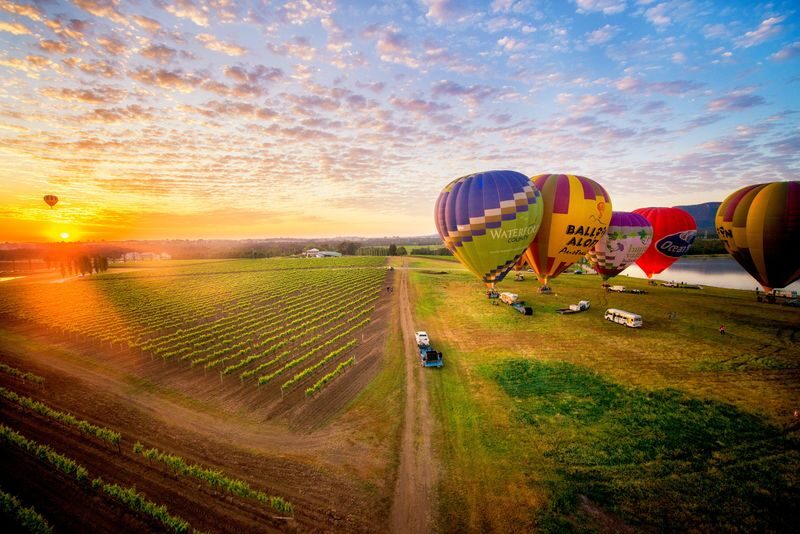Sunrise hot air balloon with bubbly breakfast+photo in Hunter Valley - Before dawn at Peterson House
