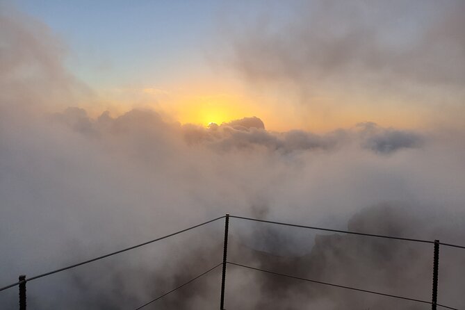 Sunrise in Areeiro Peak Private Tour - Tour Itinerary