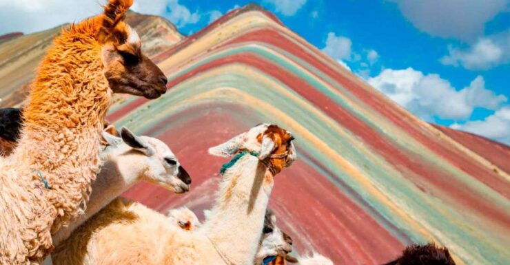 Sunrise in the Rainbow Mountain in Private Service - Tour Details and Itinerary