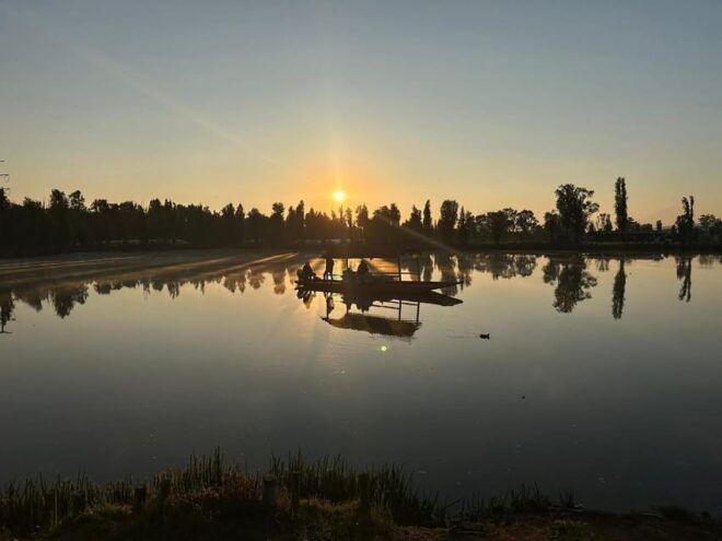 Sunrise in Xochimilco - Language Options and Group Size