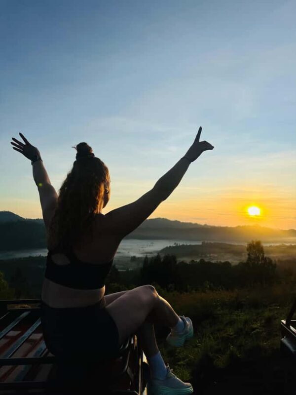 Sunrise Jeep Tour Mount Batur & Hot Spring (Private Tour) - Coffee Plantation Experience