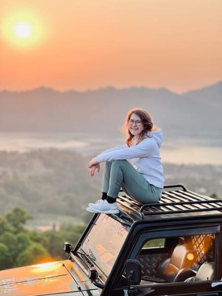 Sunrise Jeep Tour With Photographer - Customer Reviews
