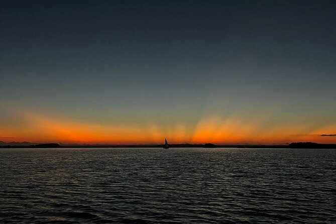 Sunrise on Paddleboard With Breakfast in the Lagoon of 7 Colors - The Beauty of the Lagoon