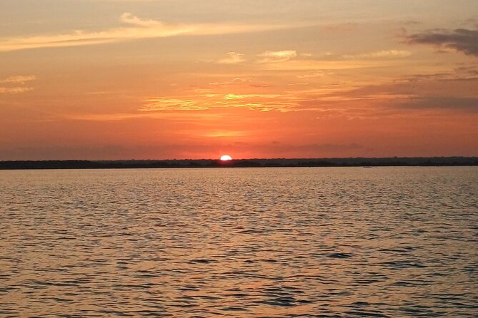 Sunrise on Paddleboard With Breakfast in the Lagoon of 7 Colors - What to Bring on the Paddleboard