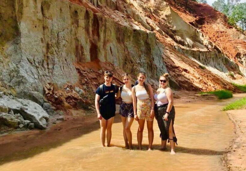 Sunrise or Sunset Mui Ne Sand Dunes Jeep Tour, Local Guide - Who Is This Tour Best For?