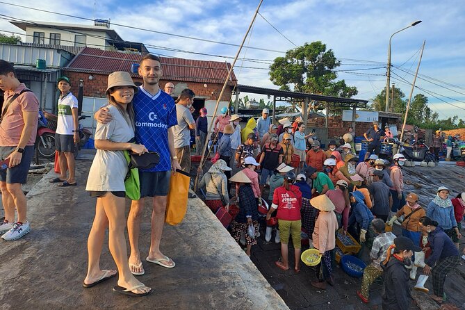 Sunrise Paddle to Local Life Hoi An: Discover Mangroves & Markets - Sunrise Paddle Adventure